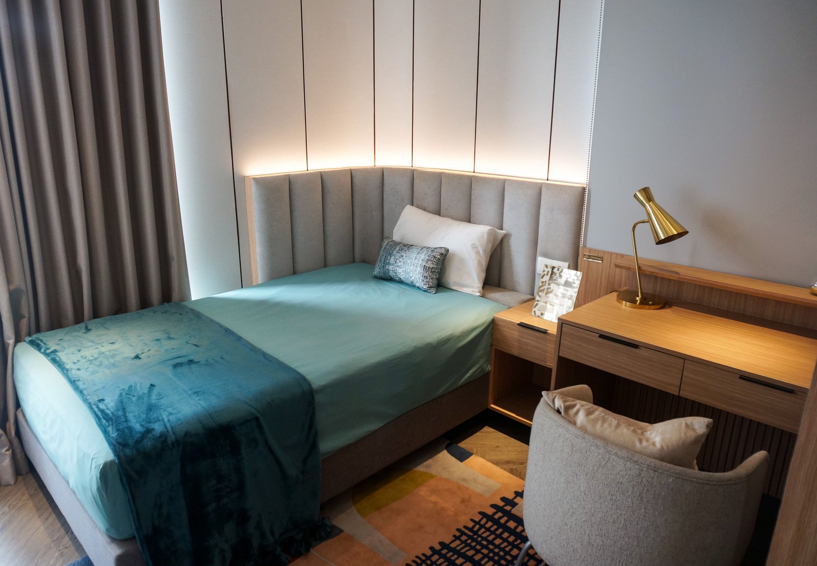 Single Sharing Room